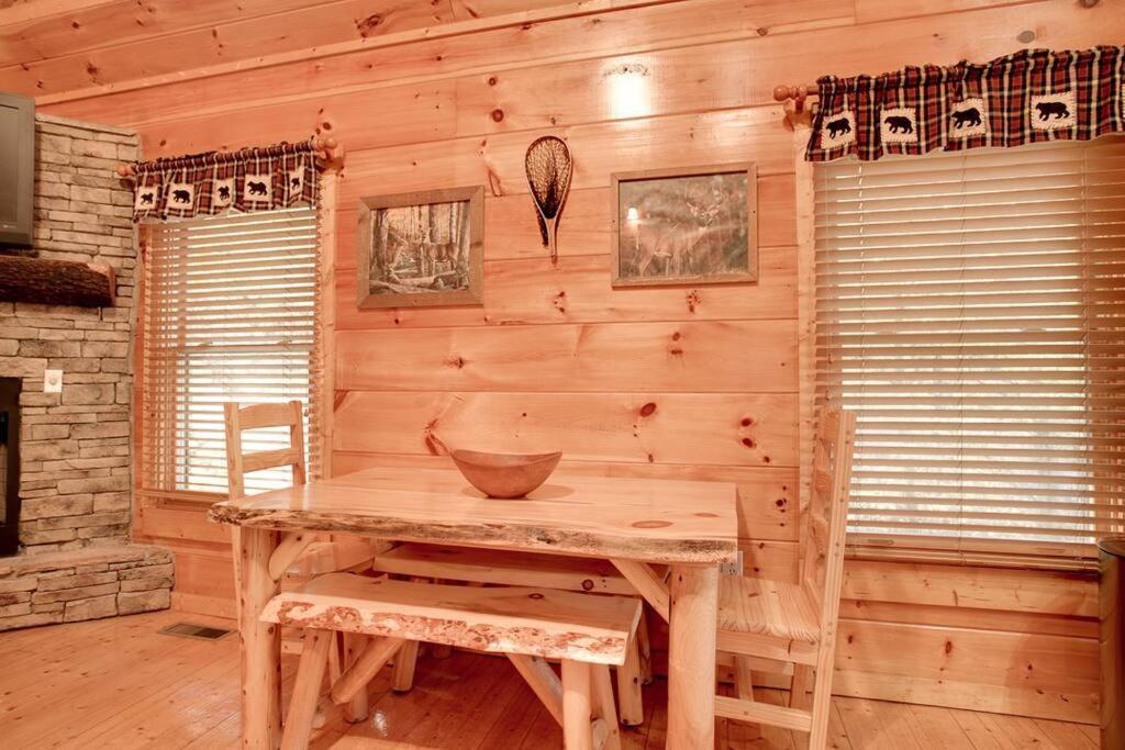 Brave Eagle Cabin Sevierville Cameră foto