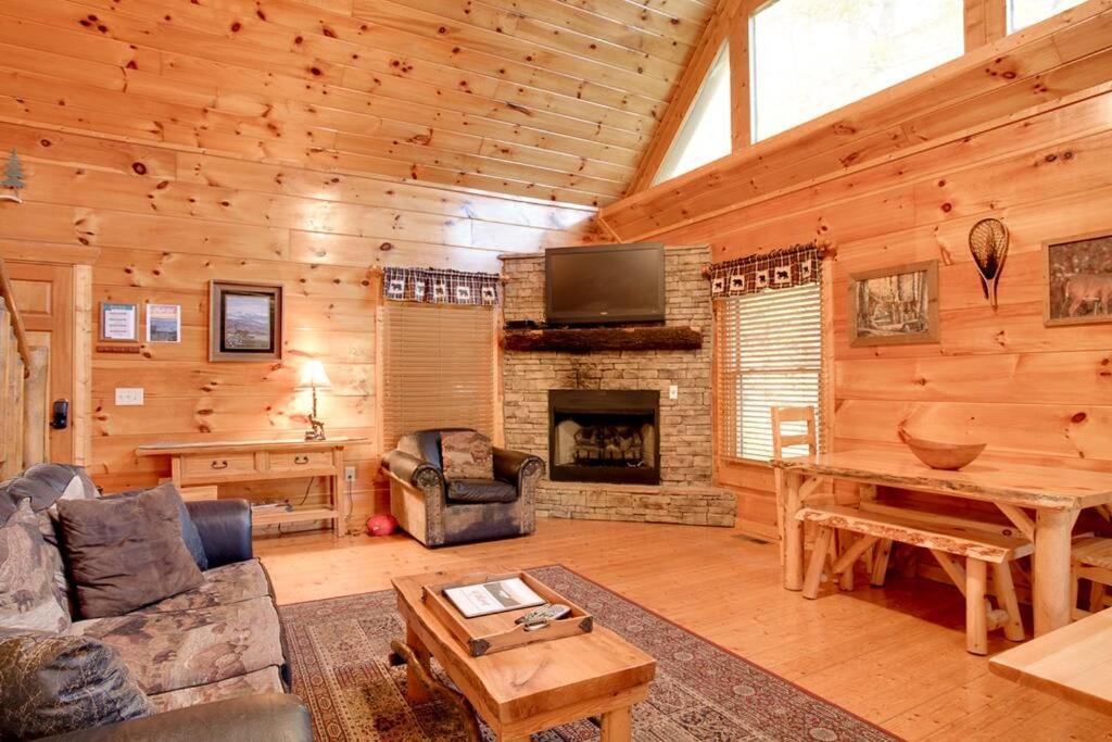 Brave Eagle Cabin Sevierville Cameră foto